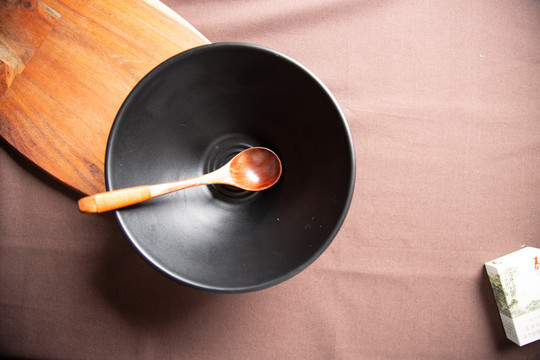 日式空碗木勺