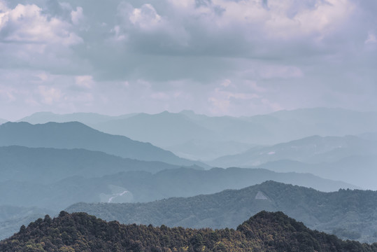 水墨山景