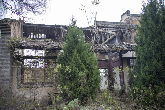 破败的宝鸡钓鱼台影视基地