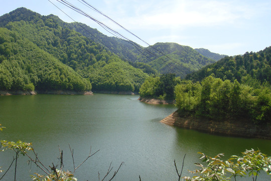 蓝田岱峪水库