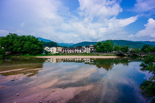 水墨徽派建筑