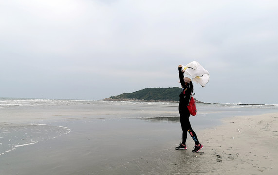 沙滩海岸美女