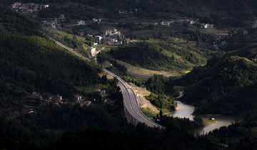 大山致富路