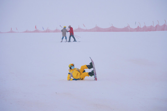 冬季滑雪