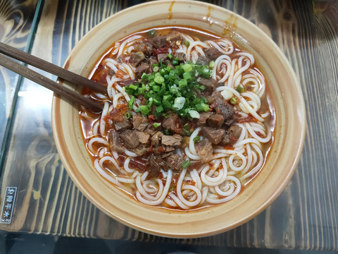 牛肉米粉