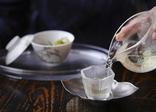 茶艺师泡茶