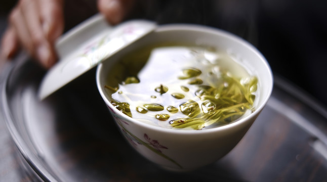 茶艺师泡茶