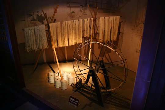 古代纺织工具