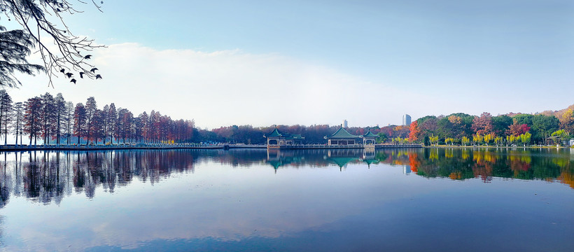 武汉东湖秋景