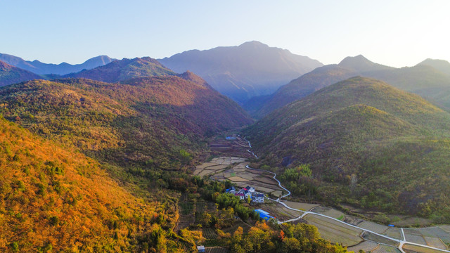 鸟瞰乡村