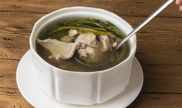 夏枯草豬肚湯