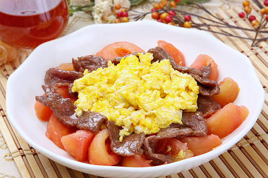 西红柿鸡蛋炒牛肉