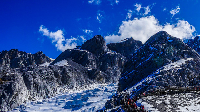 玉龙雪山