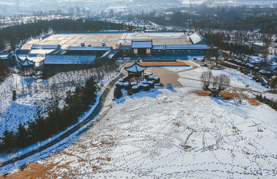 镇北台积雪