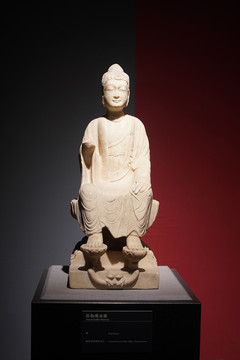 弥勒佛坐像