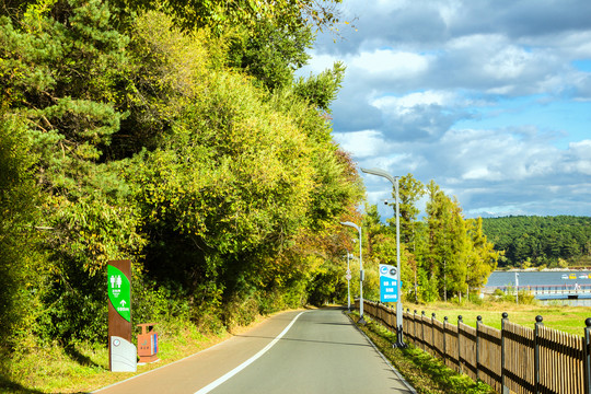 净月潭环潭公路