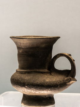良渚文化黑陶
