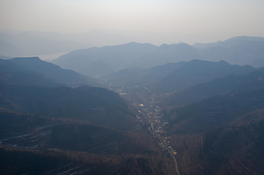 济南金刚纂村的盘山公路