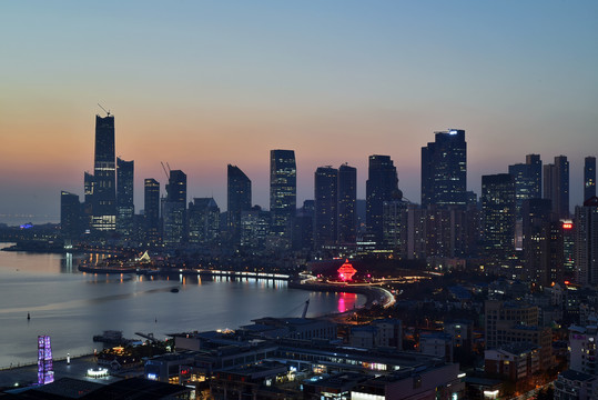 青岛浮山湾城市建筑风光夜景