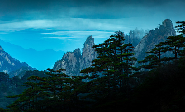 水墨黄山