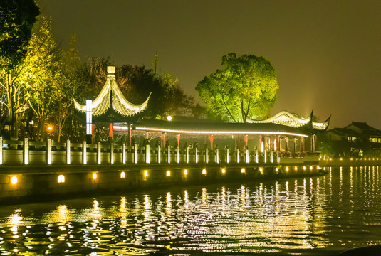 夜游苏州古运河