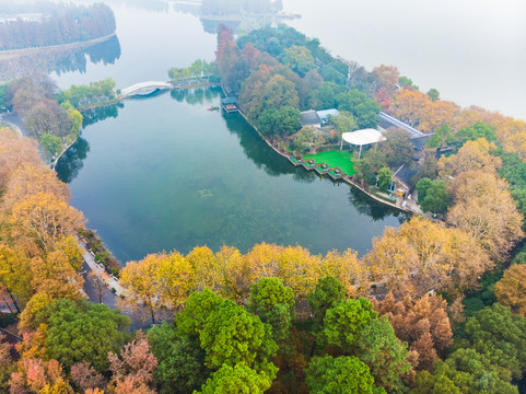 湖北武汉东湖风景区深秋初冬风光