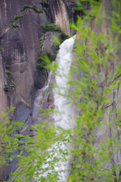 山泉溪流