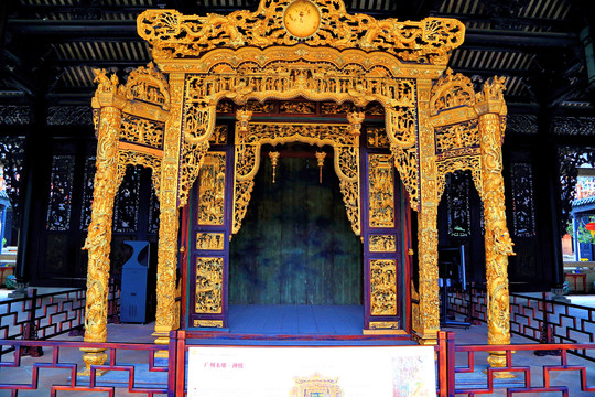 广州木雕神楼