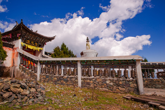 藏传佛教雪花寺