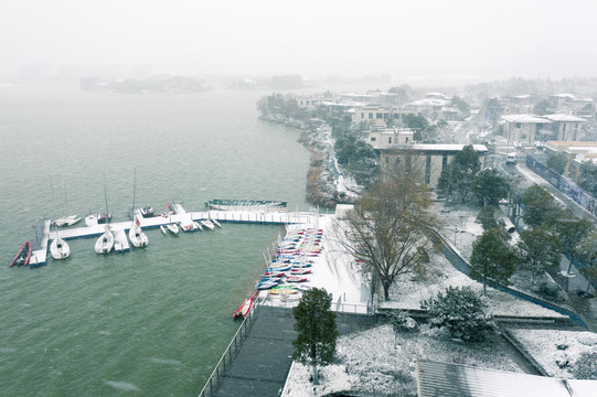 航拍徐州大龙湖雪景