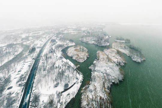 航拍徐州大龙湖雪景