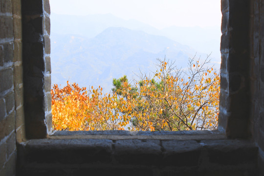 秋天长城的风景长城的秋色山川