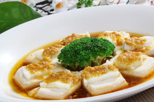 鱈魚蒸豆腐