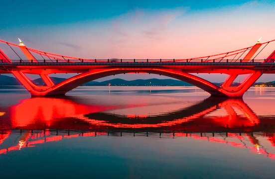 无锡蠡湖大桥夜景