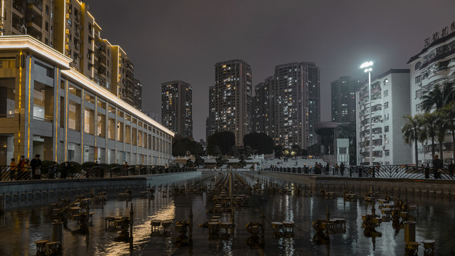 夜晚的城市灯光