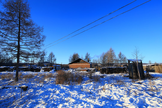 大兴安岭林区雪村人家