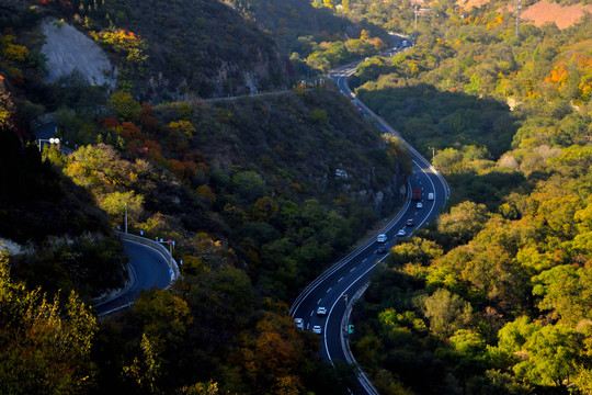 山区高速公路