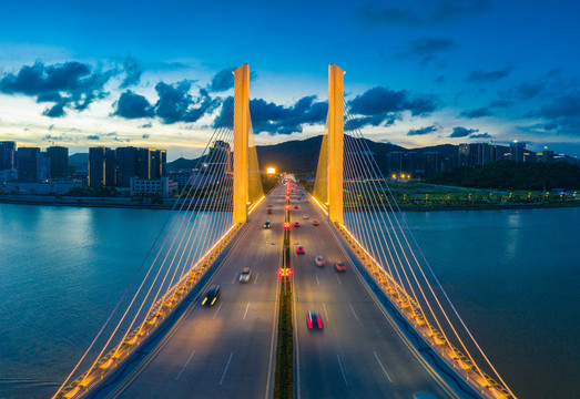 珠海横琴大桥夜景