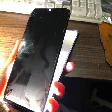 壞掉的手機