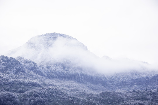 山村雪景