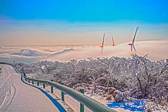 五峰独岭雪景