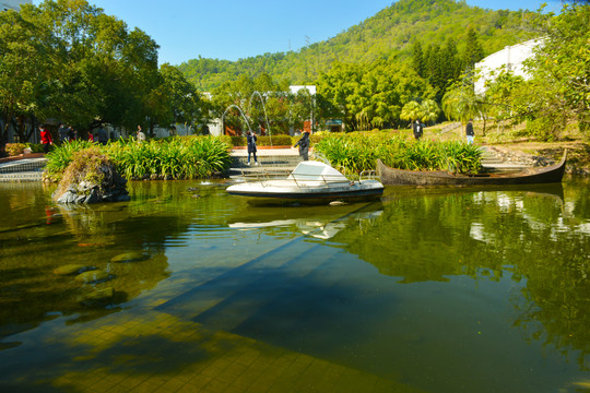 水池风景