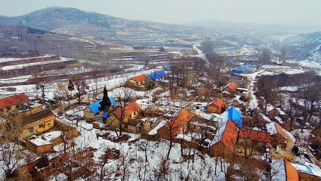 雪后山村