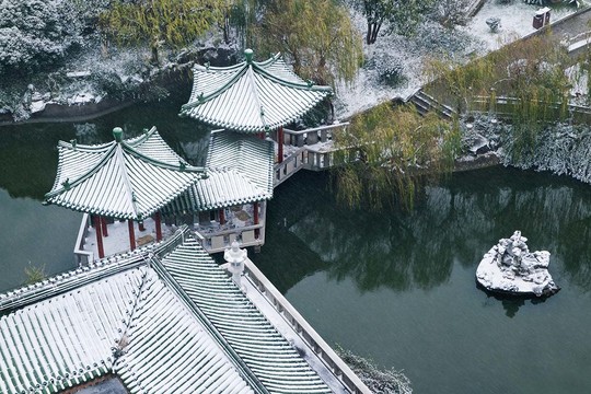 滕王阁雪景