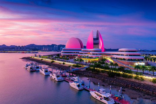 广东珠海大剧院夜景