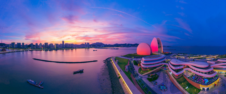 广东珠海大剧院夜景