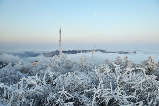 五峰独岭云海雪景风光