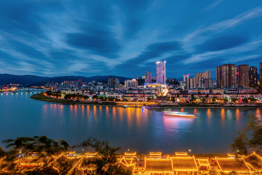 中国四川广元嘉陵江夜景风光