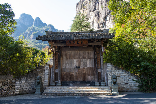 農(nóng)家樂老木門