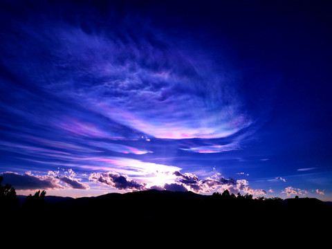 七彩晚霞彩霞天空背景